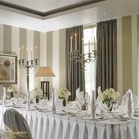Sneem Hotel Отель Сним