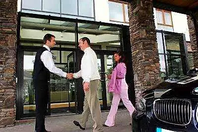 Sneem Hotel Сним
