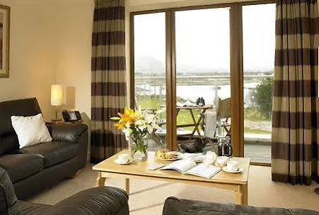 Отель Sneem Hotel 4*